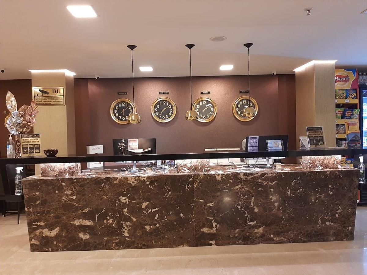 Hotel Medellin Gold Buitenkant foto