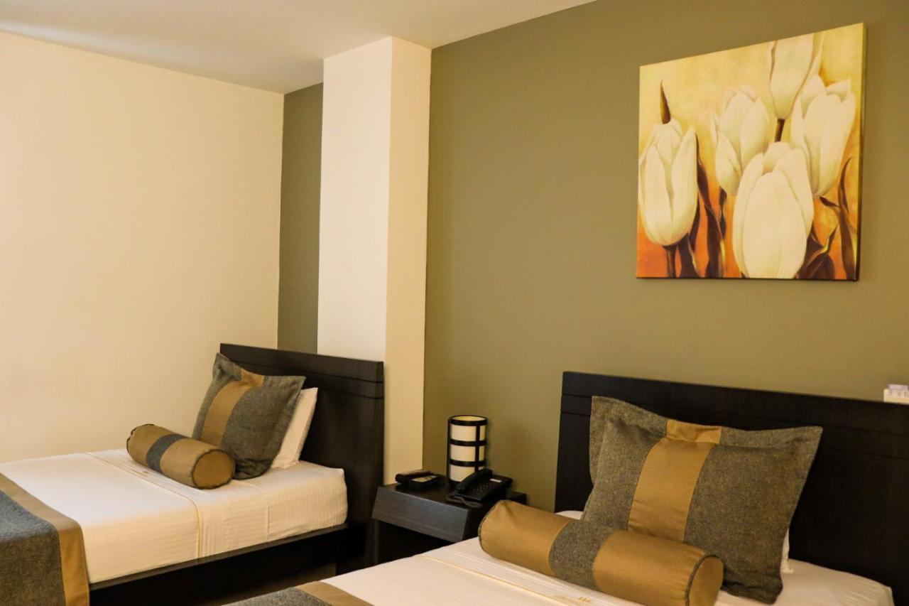 Hotel Medellin Gold Buitenkant foto