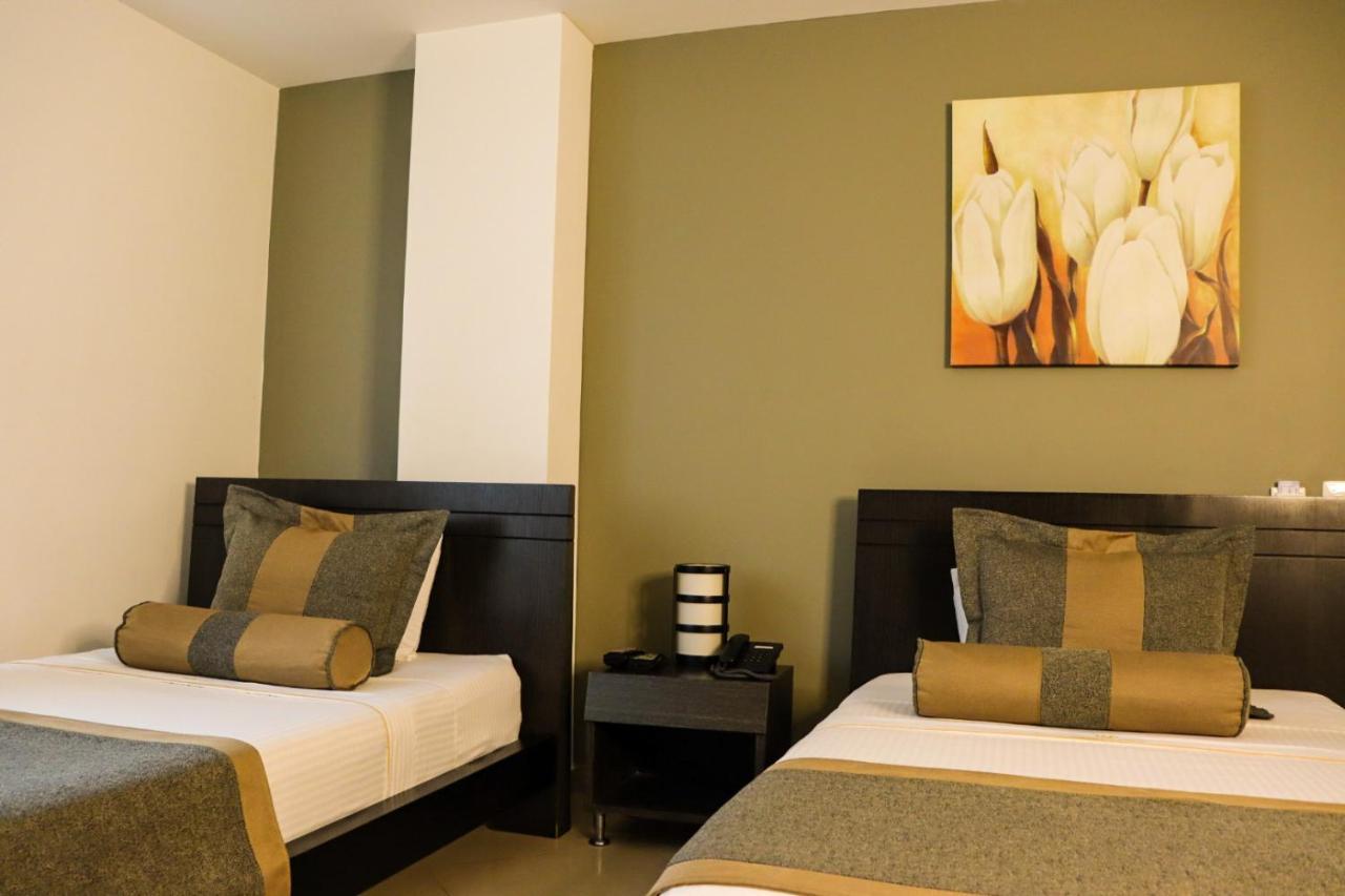 Hotel Medellin Gold Buitenkant foto
