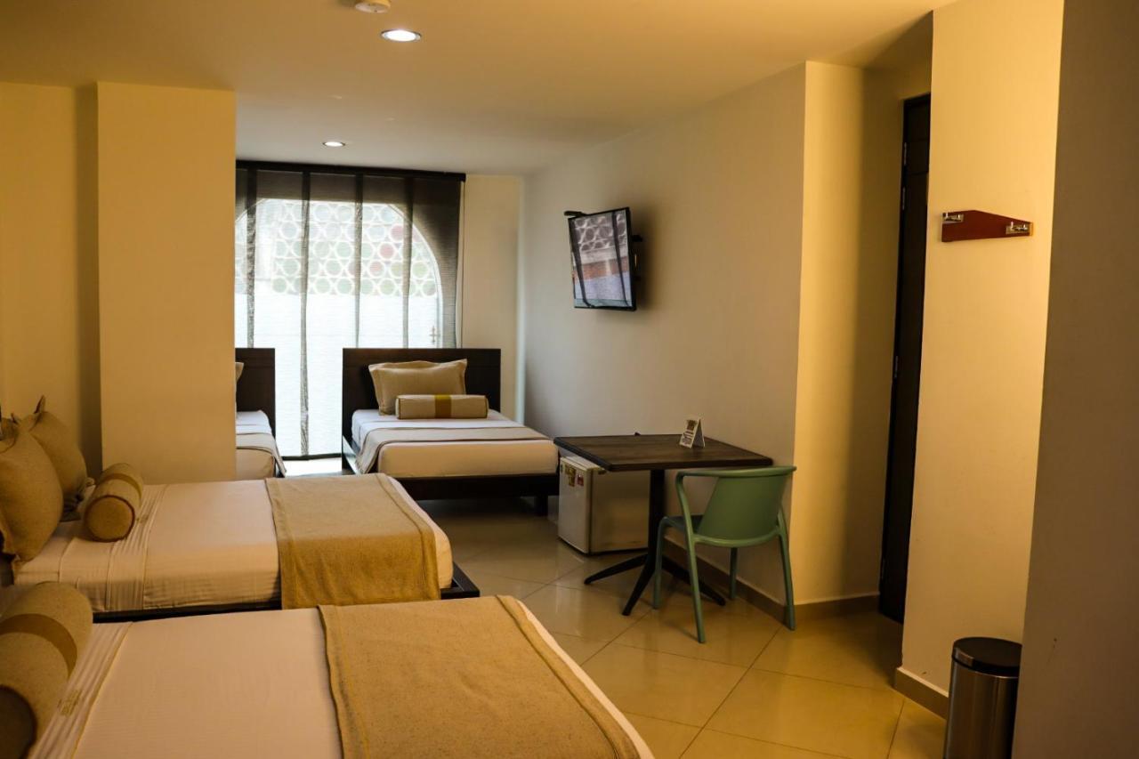 Hotel Medellin Gold Buitenkant foto