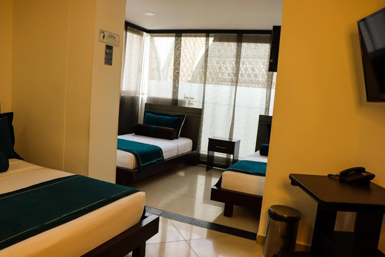 Hotel Medellin Gold Buitenkant foto