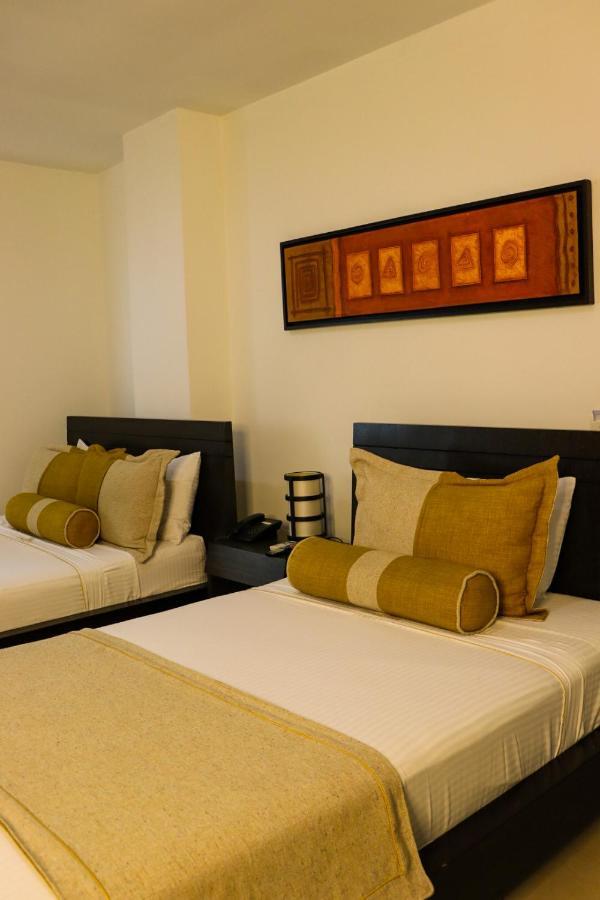 Hotel Medellin Gold Buitenkant foto