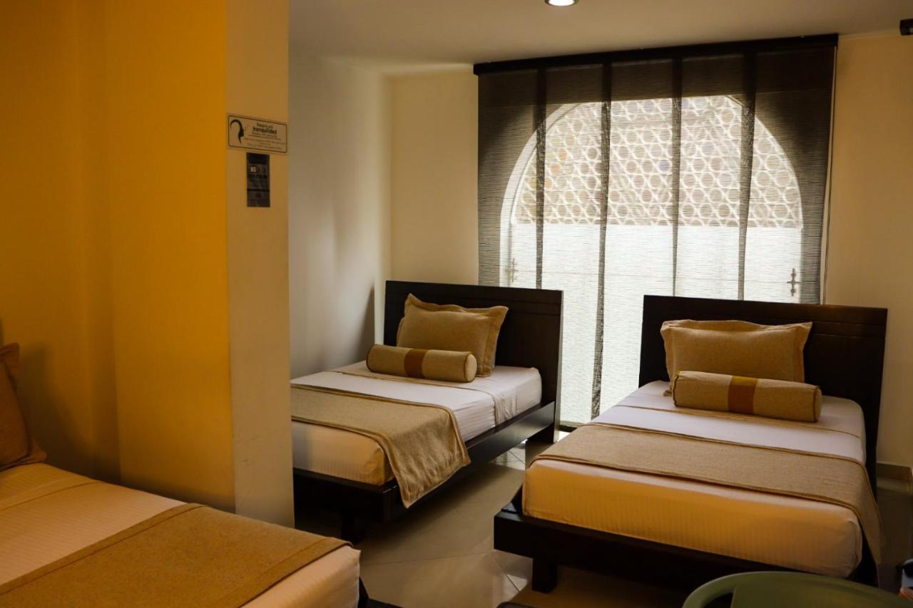 Hotel Medellin Gold Buitenkant foto