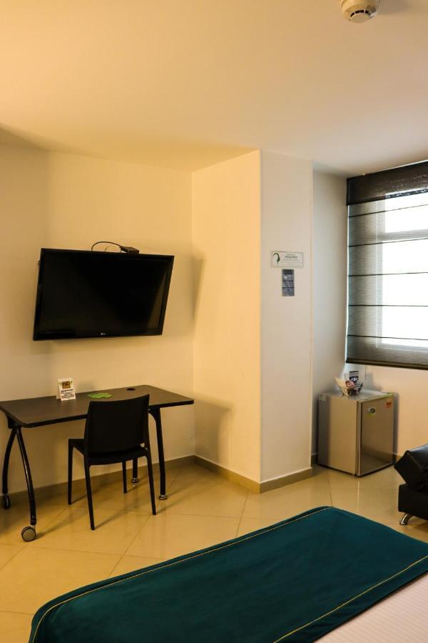 Hotel Medellin Gold Buitenkant foto